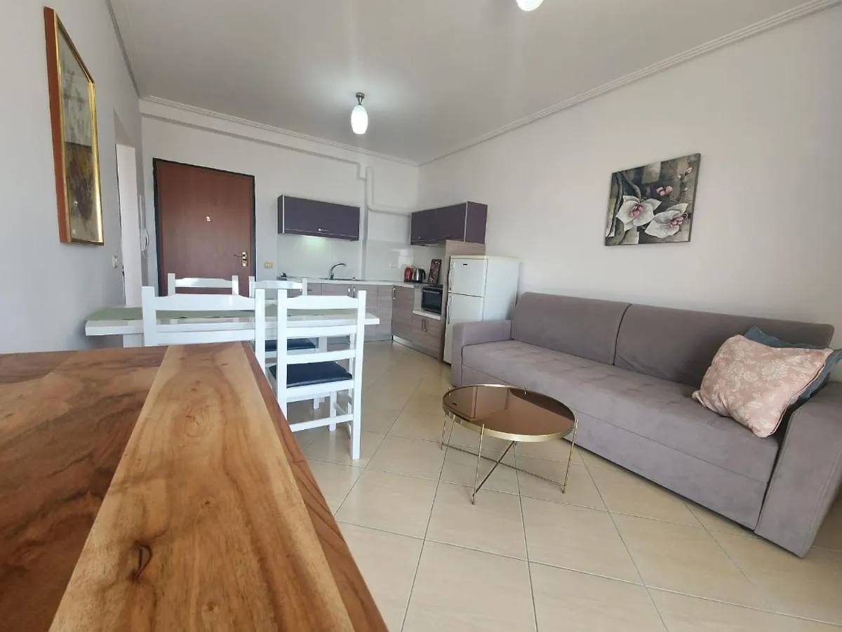 Internacional Sea View Apartment Sarandë アルバニア